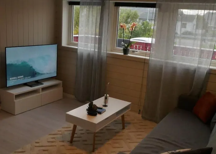 Nyrenovert Leilighet Med Gratis Parkering